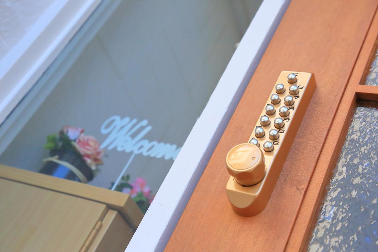 Raku Hostel Osaka Eksteriør billede